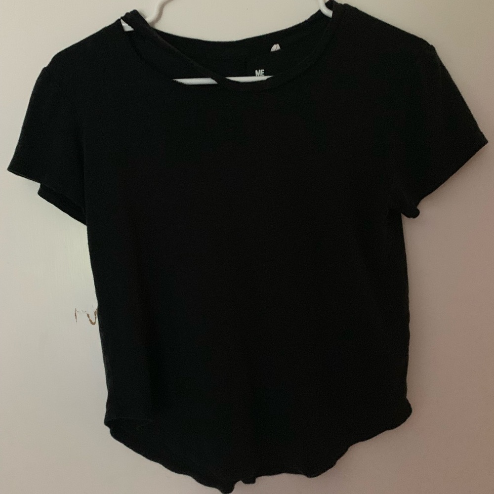 Black T-shirt